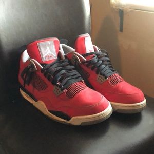 Jordan 4 Black Red
